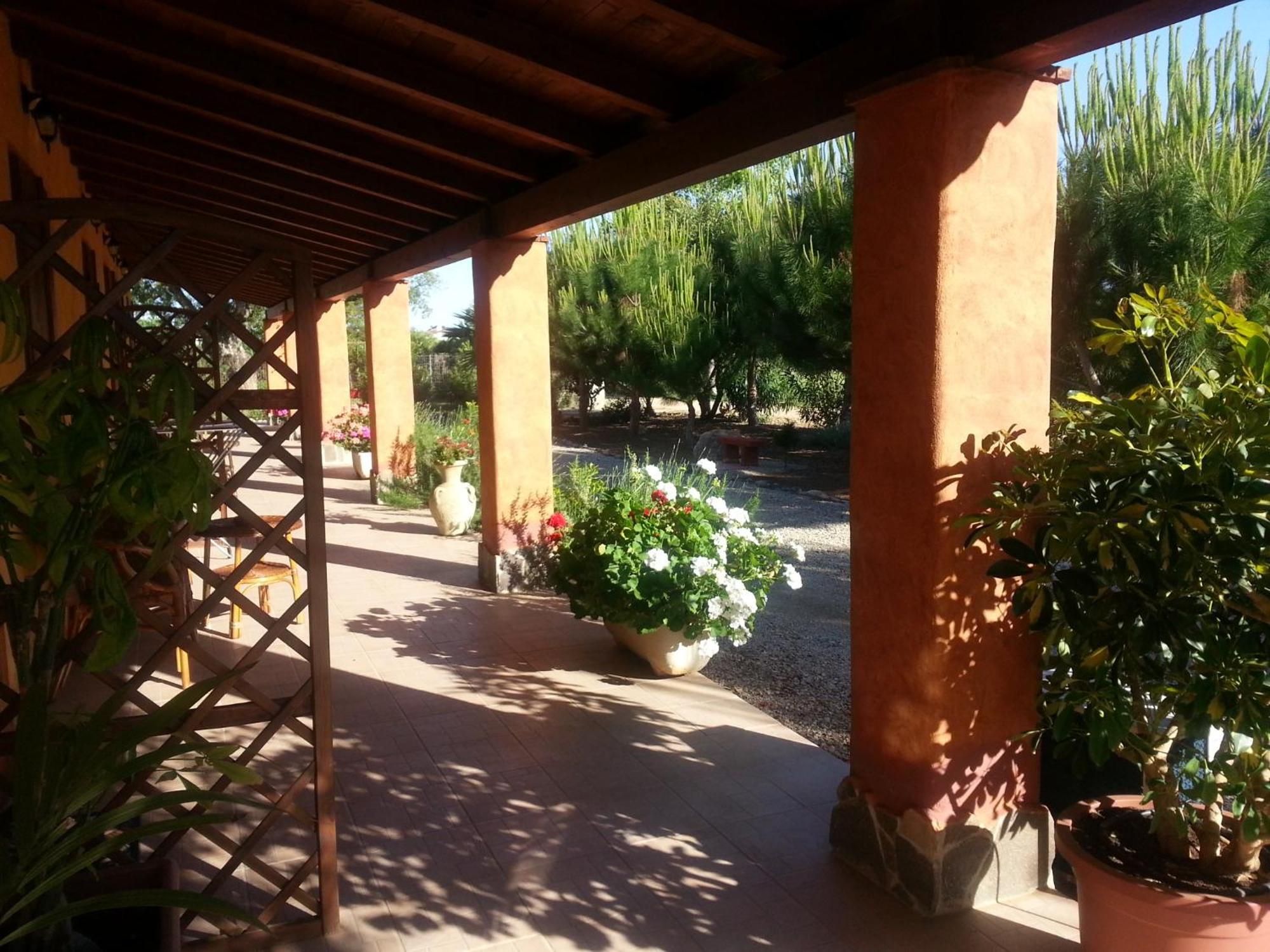 Agriturismo La Barca In Secca Olmedo Bagian luar foto