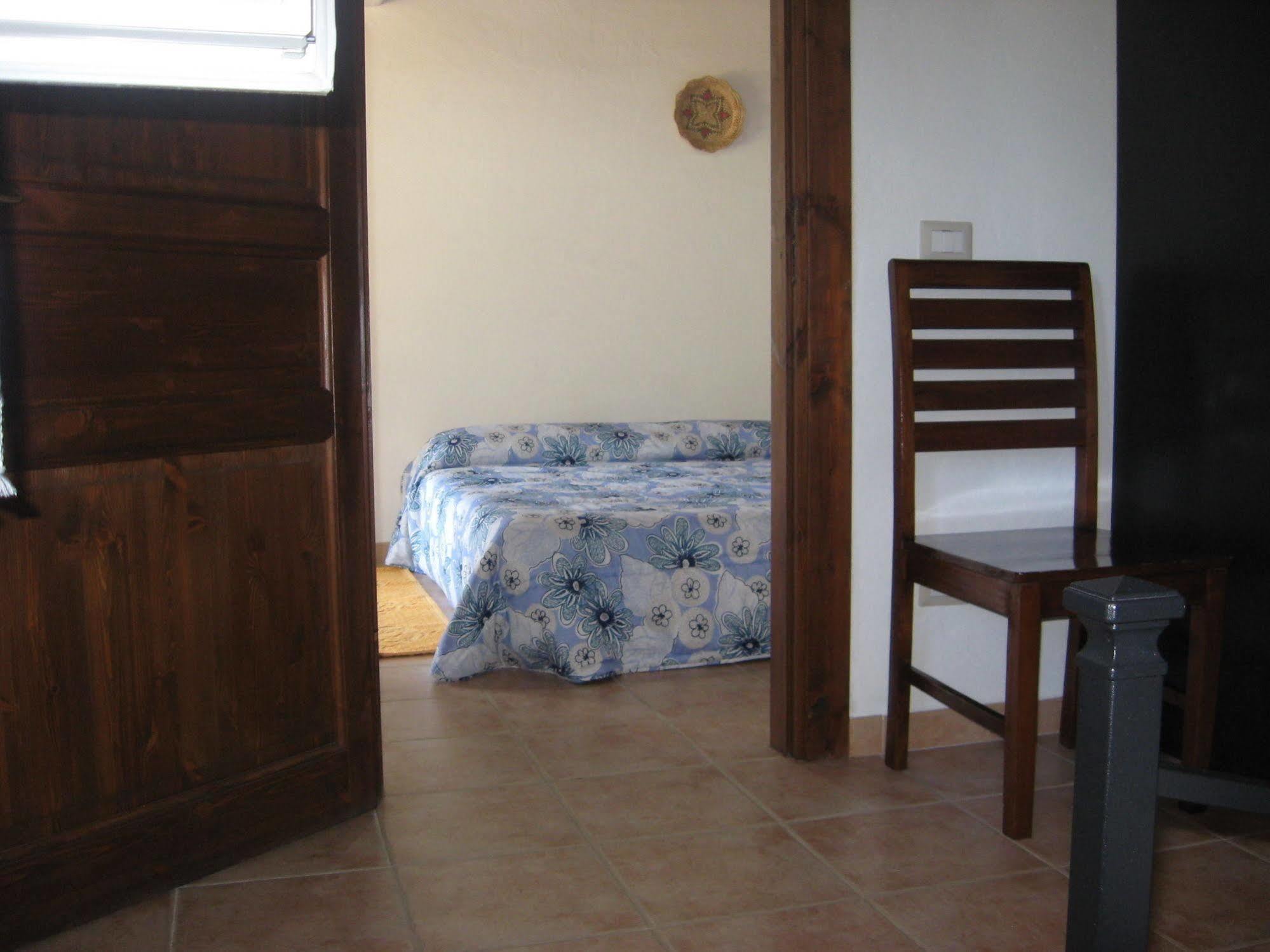 Agriturismo La Barca In Secca Olmedo Bagian luar foto