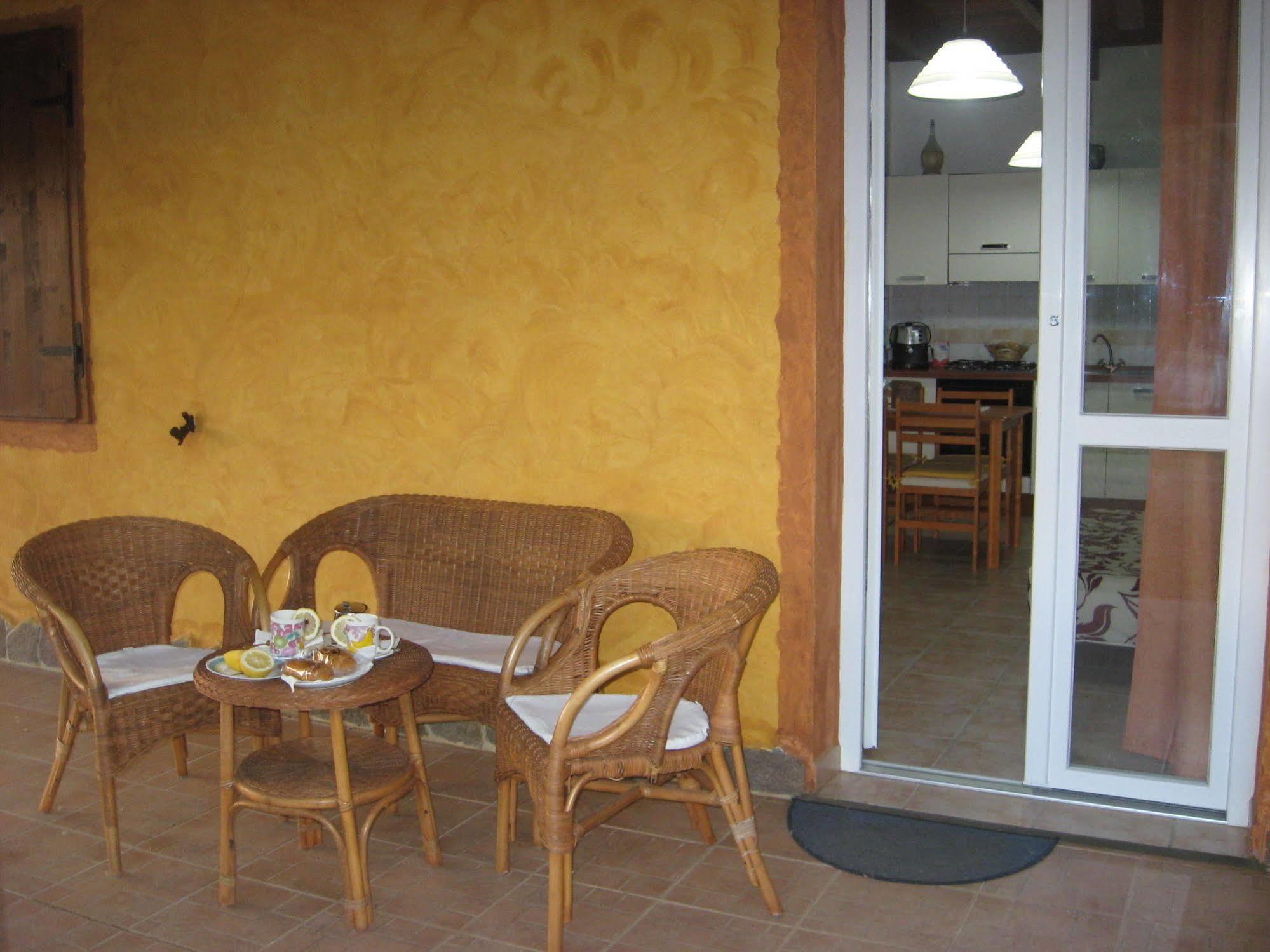 Agriturismo La Barca In Secca Olmedo Bagian luar foto